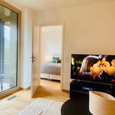 Exclusive 1 Bedroom Retreat In Appartamento
