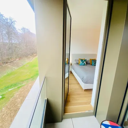 Exclusive 1 Bedroom Retreat In *